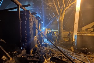По факту гибели семьи в результате пожара в Ельне возбудили уголовное дело