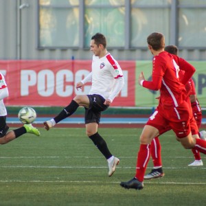 Футболисты «Смоленска» сыграли нулевую ничью в домашней встрече 