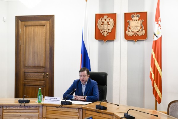 Губернатор провел рабочее совещание по проблемам города Смоленска
