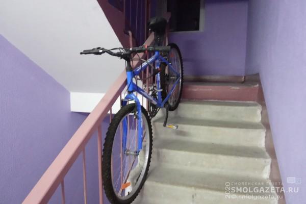 В Смоленской области у двоих жителей украли велосипеды