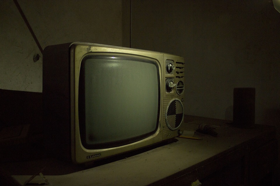В Смоленске квартирант похитил и продал хозяйский телевизор
