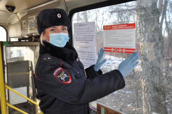 Смоленские автобусы проверили на безопасность пассажирских перевозок