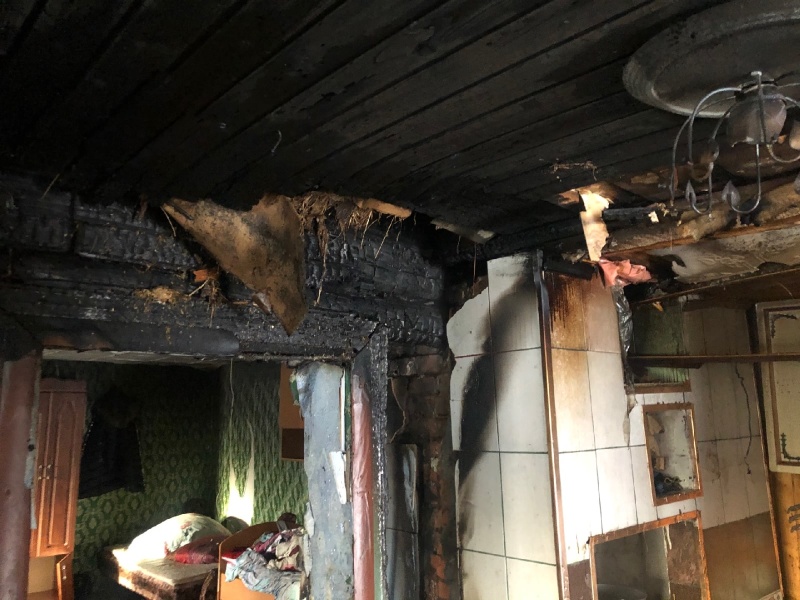 Пожар в Вяземском районе мог случиться из-за перекала печи