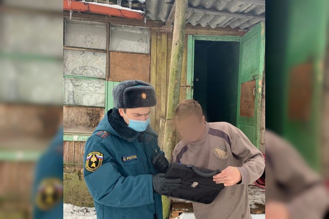 В Сафоновском районе спасатели провели предновогодний рейд безопасности