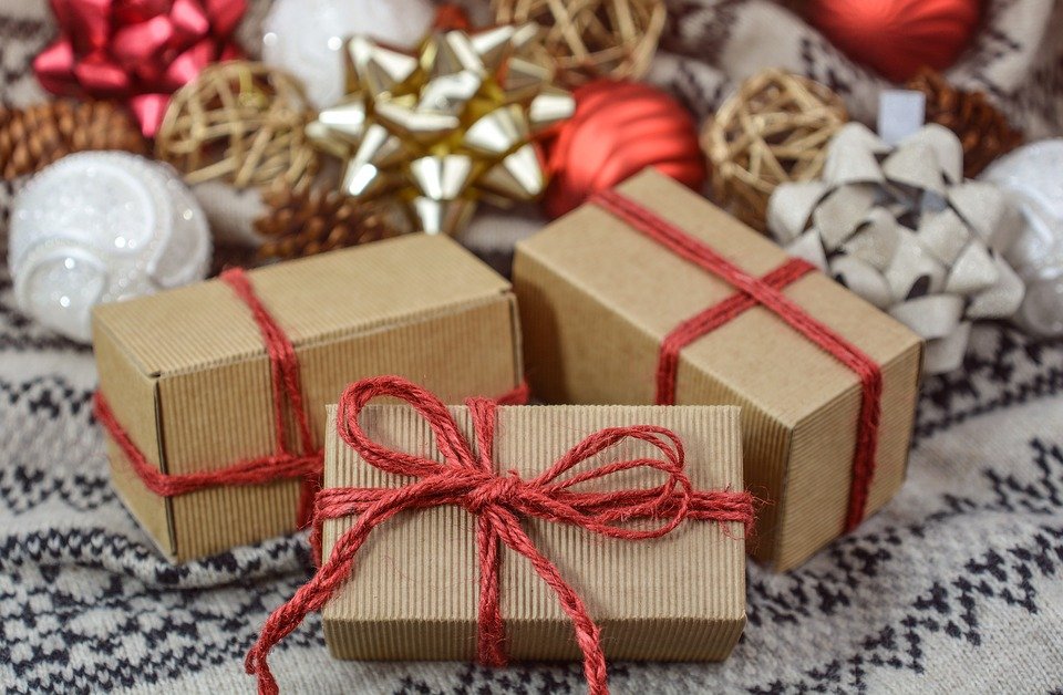 ТОП-5 подарков: что будут дарить смоляне в новогоднюю ночь?