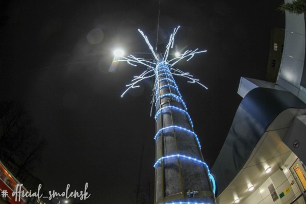 80 фонарных столбов украсили в Смоленске на улице Николаева