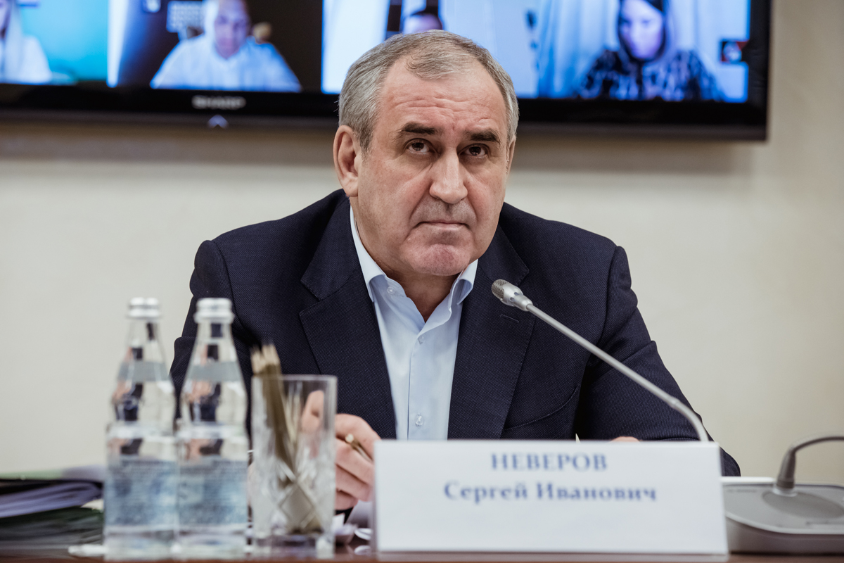 Сергей Неверов – о бюджете, участии в федеральных программах и важности работы на местах