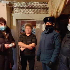 В Рославльском районе проверили состояние жилья семей из «группы риска»