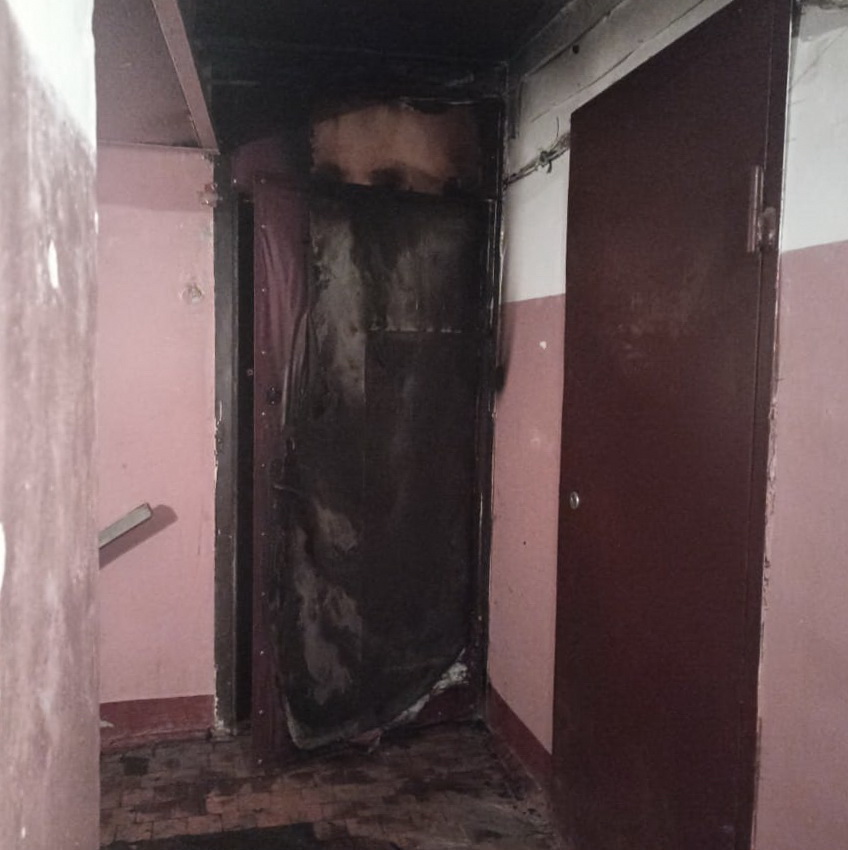 За сутки в Ярцеве пожарные дважды выезжали тушить квартиры