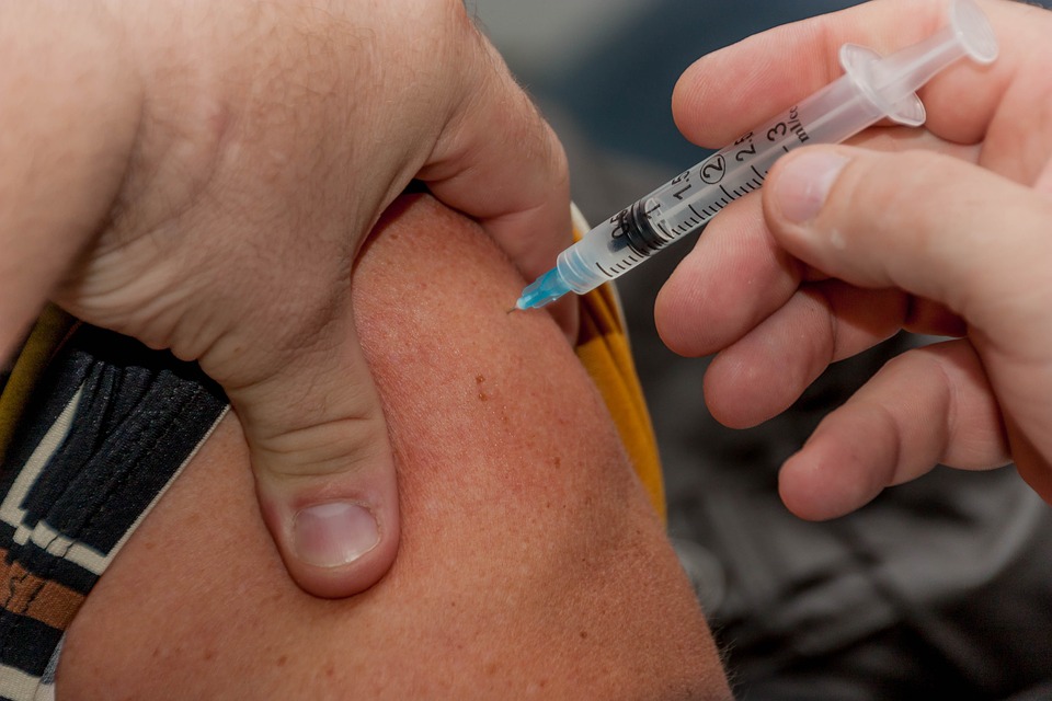 Как в Смоленской области проходит вакцинация населения от коронавируса