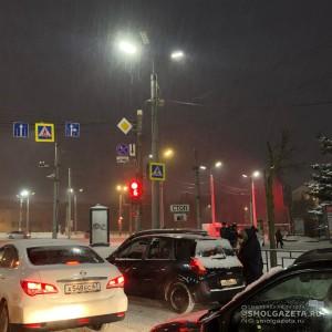 Утро четверга в Смоленске началось с череды аварий