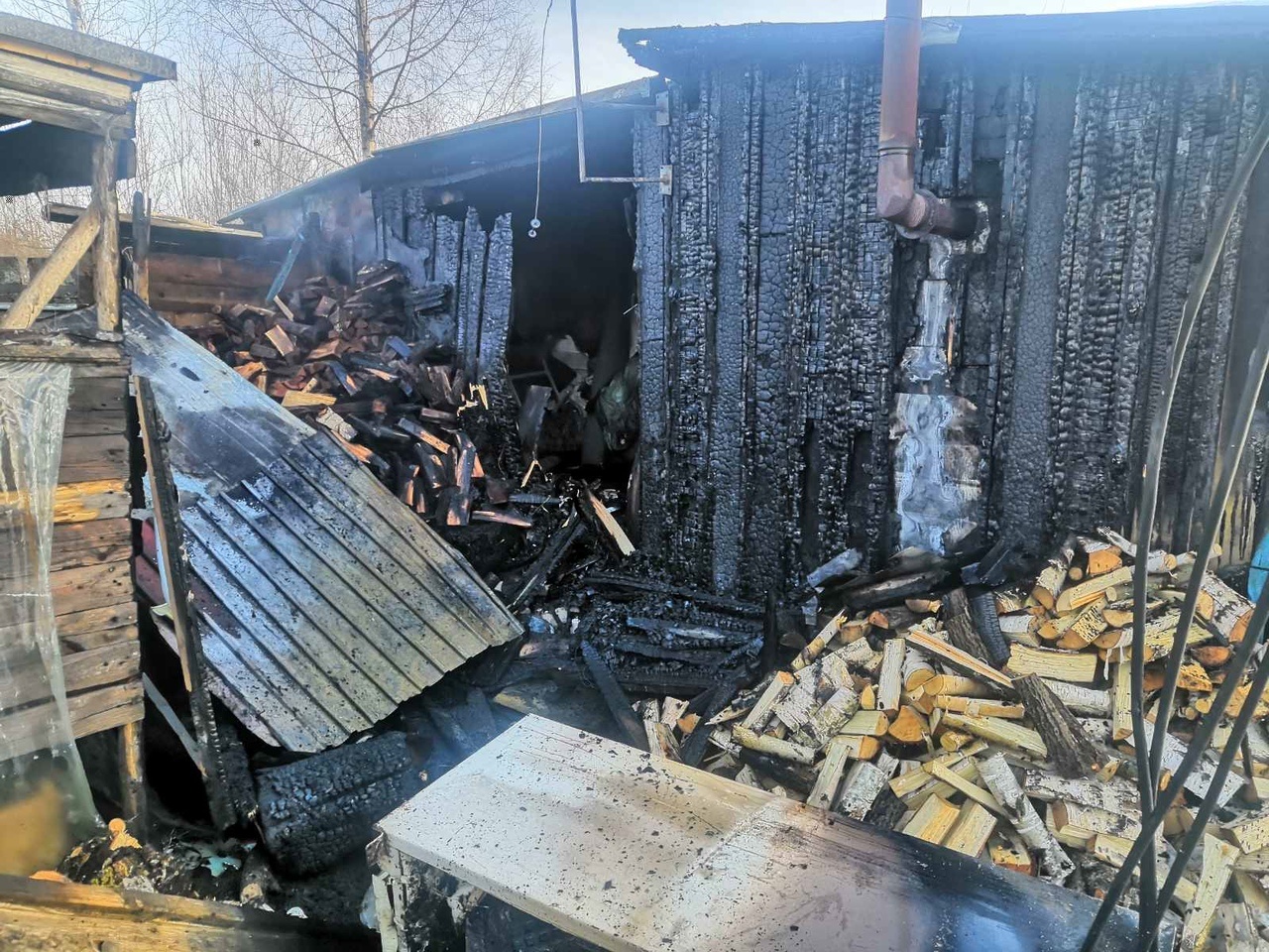 За сутки в Смоленской области произошли 4 пожара из-за неисправности печей