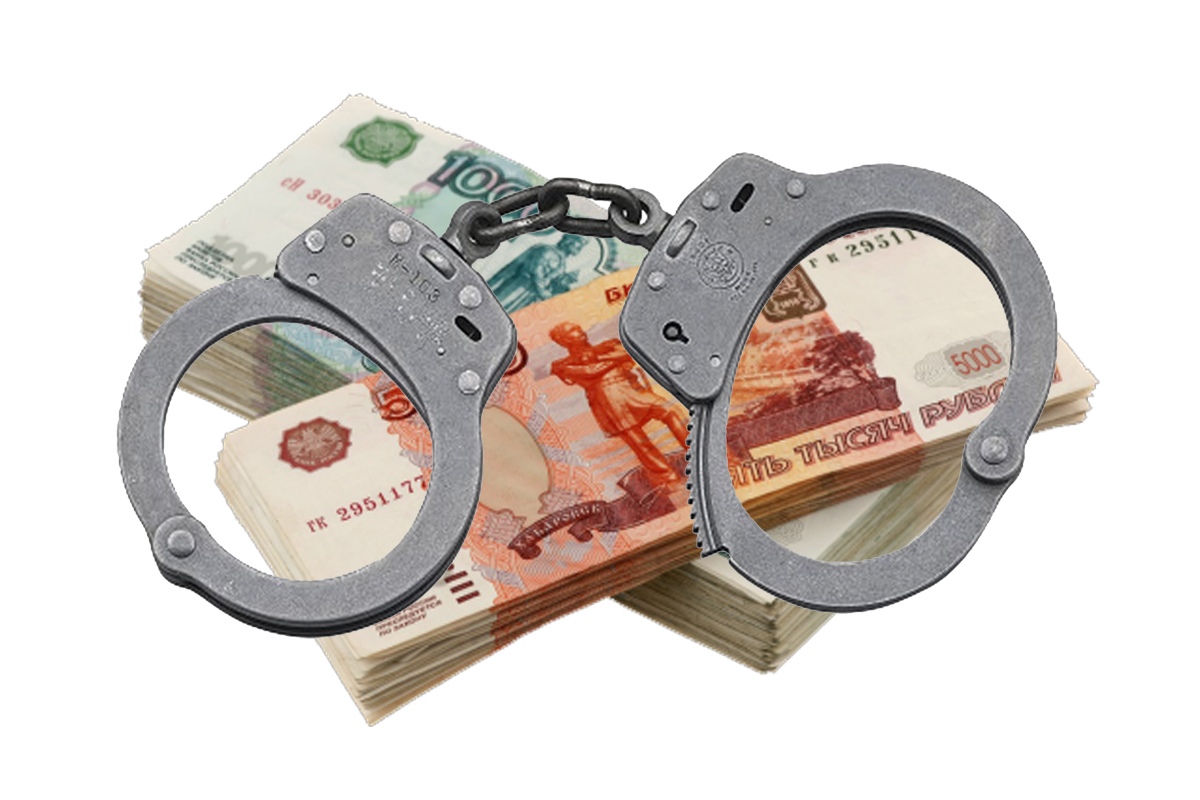 На Смоленщине экс-полицейского осудили за незаконную миграцию и взятки