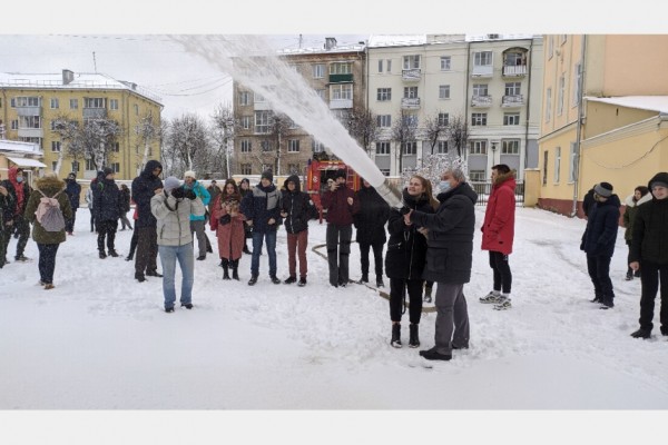 В Смоленске прошел практический урок для юных спасателей