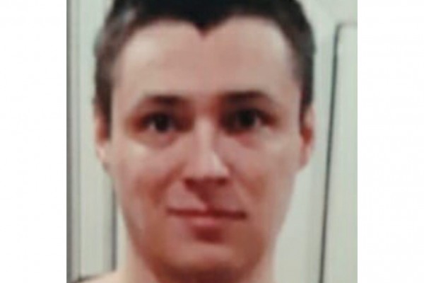 В Смоленске разыскивают мужчину со шрамом над верхней губой