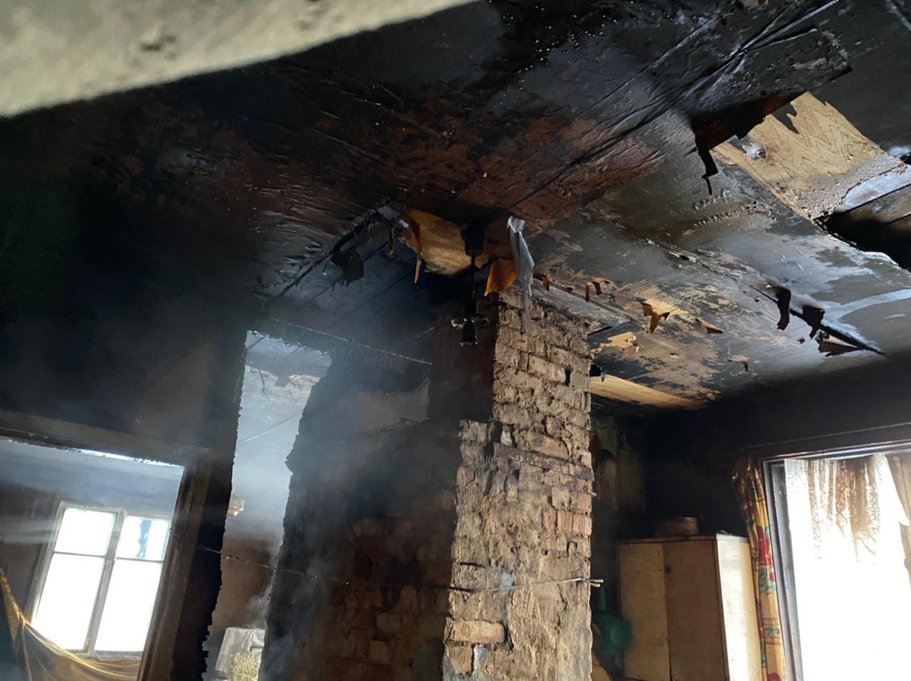 В Краснинском районе неисправность печи привела к пожару