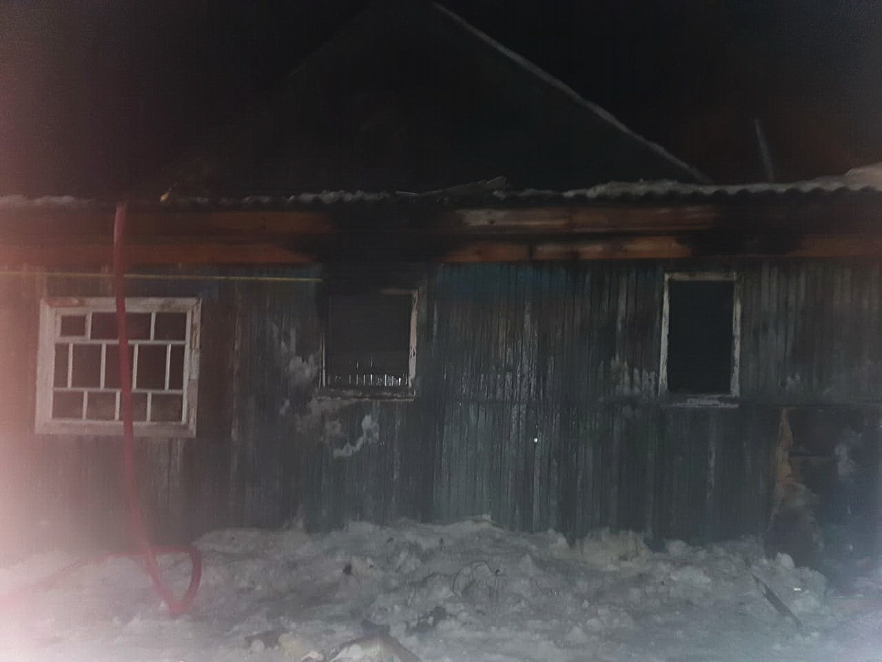 Пожарные в селе Глинка заметили возгорание жилого дома во время дежурства