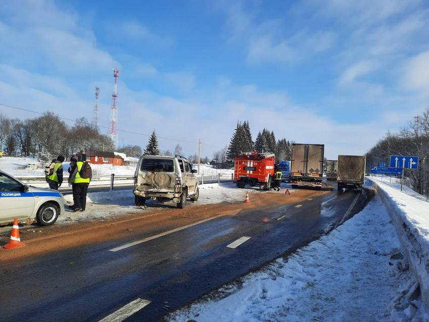 На трассе М-1 в Кардымовском районе произошла массовая авария
