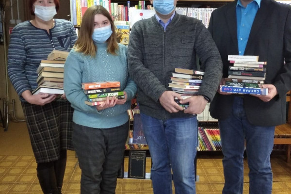 Смоленский Центр управления регионом присоединился к Международному дню дарения книг