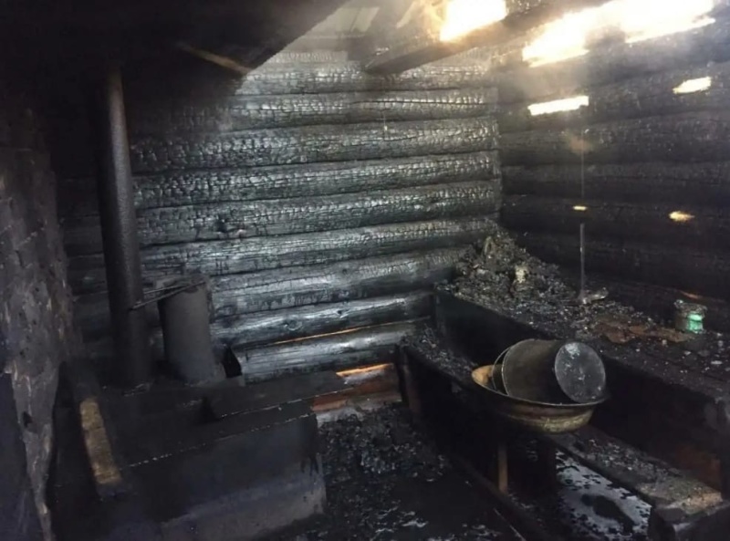 В Ершичском районе из-за неисправности печи горела баня