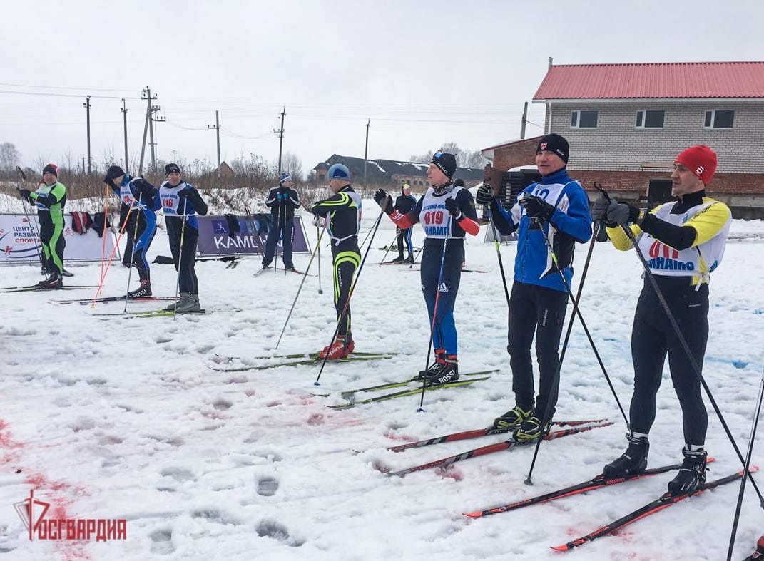 Смоленские росгвардейцы стали призерами чемпионата общества «Динамо» по лыжным гонкам