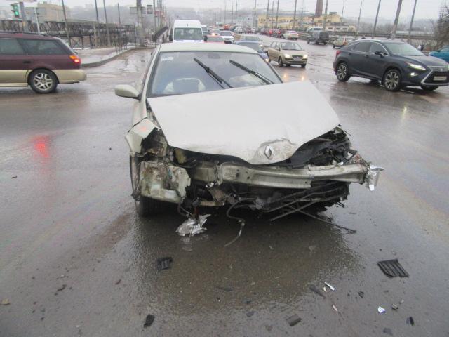 В ДТП на Витебском шоссе в Смоленске пострадала пассажир автомобиля «ВАЗ»