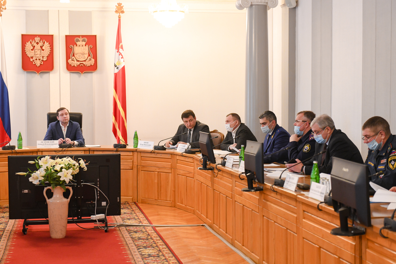 Губернатор Смоленской области провёл заседание Антитеррористической комиссии