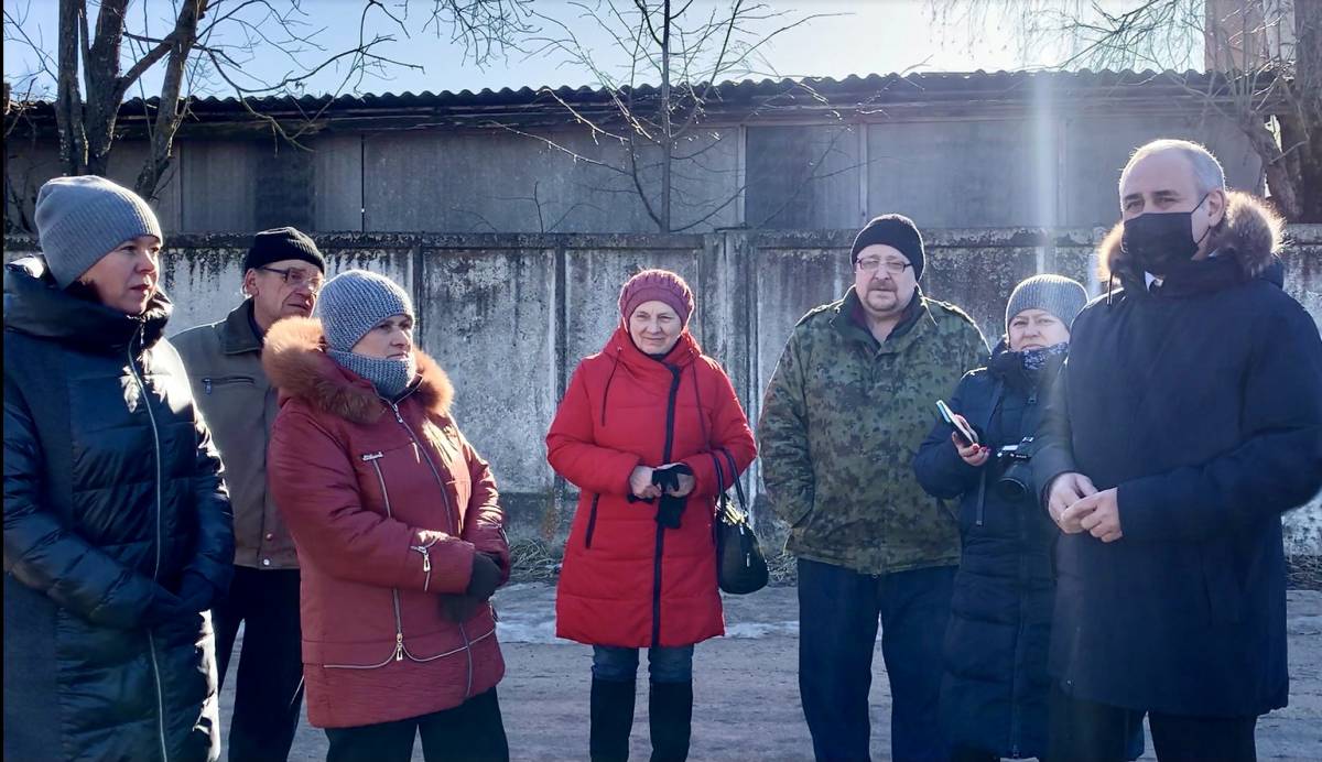Жители Велижа обратились к Сергею Неверову с просьбой о строительстве пешеходного моста
