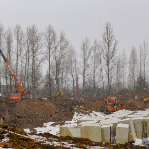 Алексей Островский потребовал ускорить темпы строительства новой школы в Соловьиной роще
