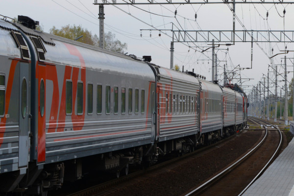 На майских праздниках между Смоленском и Архангельском запустят дополнительный поезд