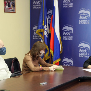 Председатель Смоленского горсовета Виктория Макарова провела приём граждан