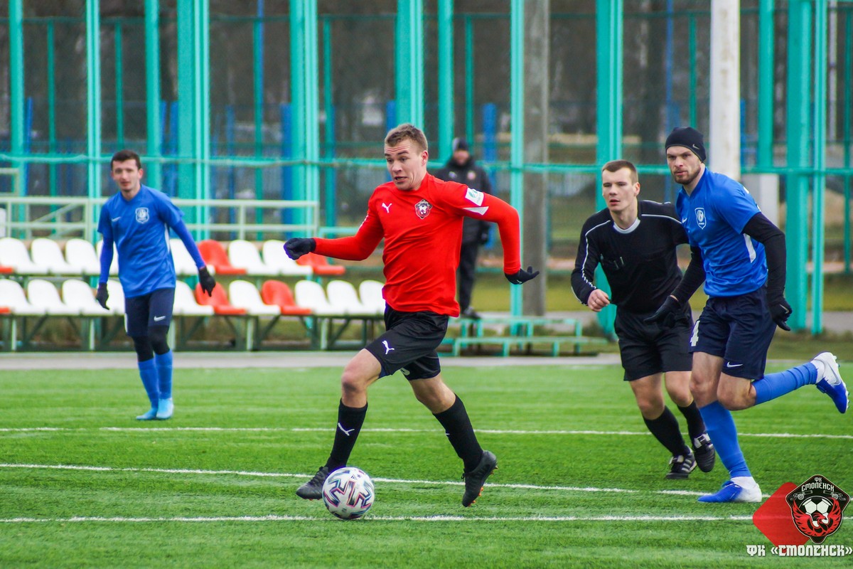 «Смоленск» завершает сборы матчем с «Витебском» 