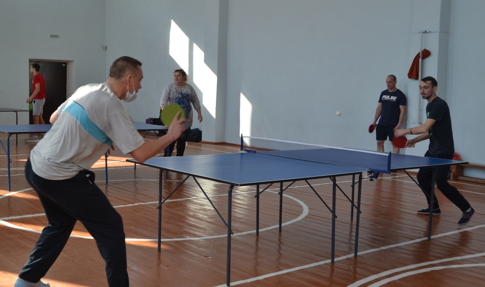 Теннисные баталии прошли в Починковском районе