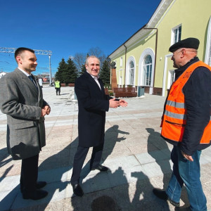 Обновленный железнодорожный вокзал встречает гостей и жителей Гагаринского района    