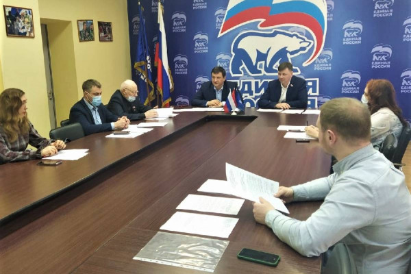 В Смоленске зарегистрировали еще пятерых кандидатов предварительного голосования
