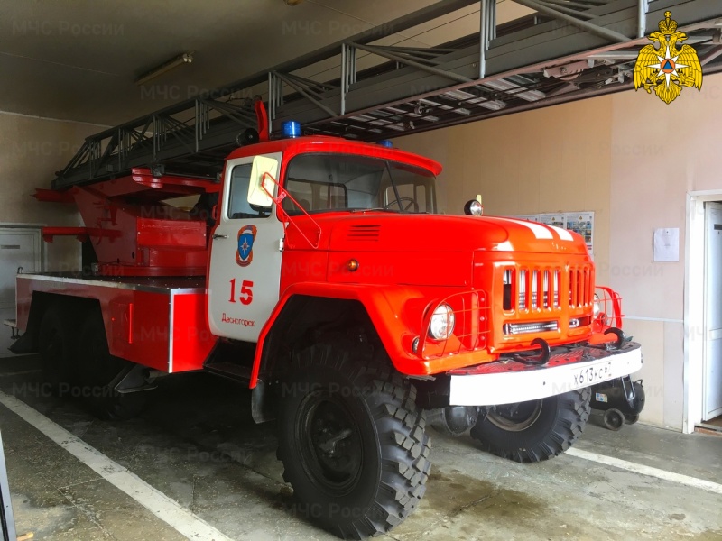 В Десногорске пожарные спасли пенсионера из задымленной квартиры