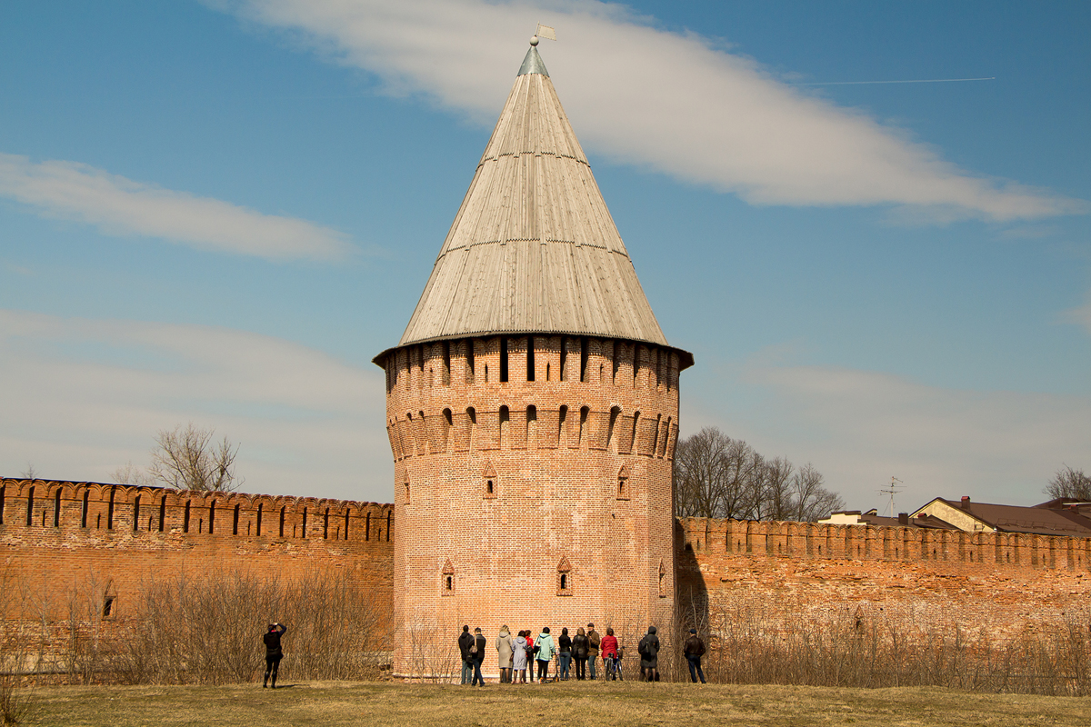 В Смоленске завершился цикл экскурсий, посвященных юбилею крепостной стены
