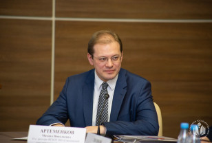 Михаил Артеменков: Послание Президента задаёт основные векторы для формирования политики в нашей стране