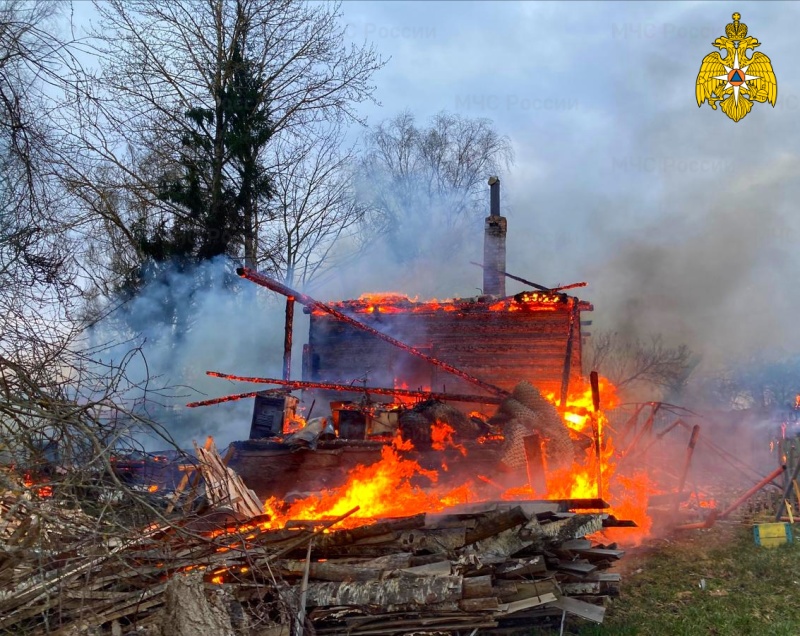 В Сафоновском районе сгорел жилой дом