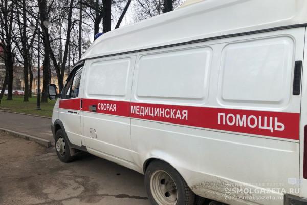 В Смоленской области «Mercedes» столкнулся с фурой, водитель погиб