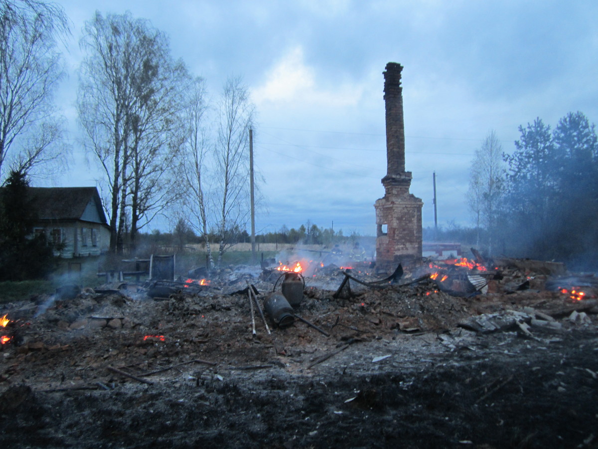 В Сафоновском районе в Издешково при пожаре погиб человек