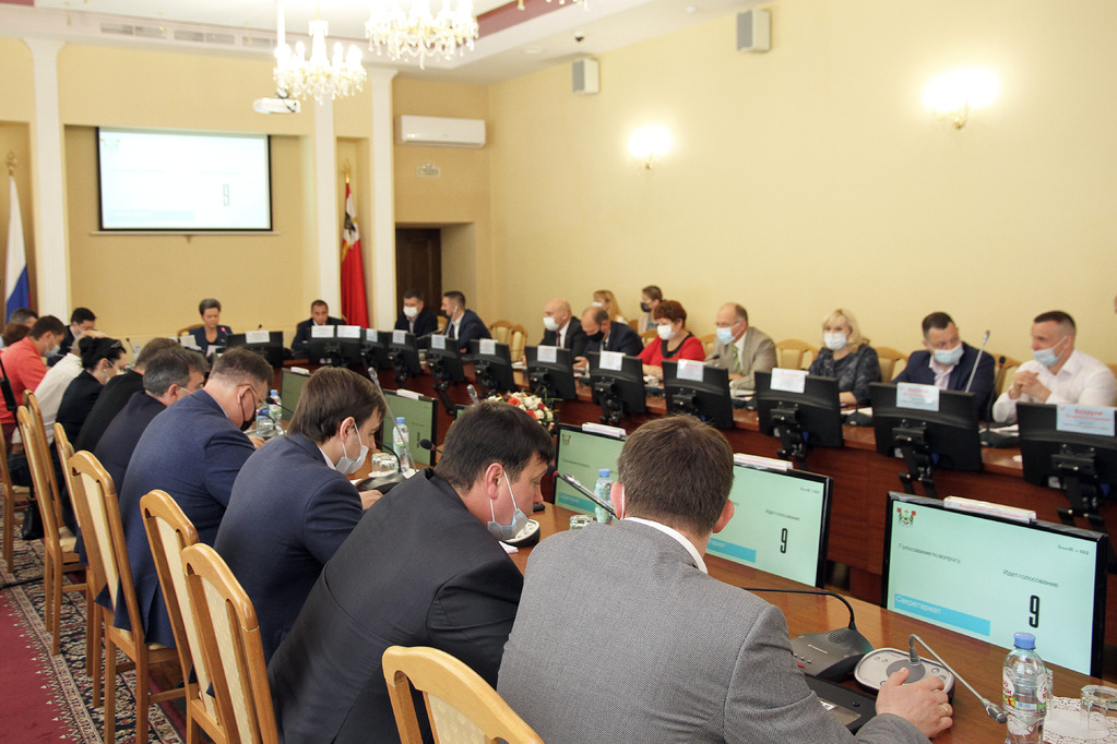 Андрей Борисов представил депутатам Горсовета отчет о деятельности администрации Смоленска в 2020 году