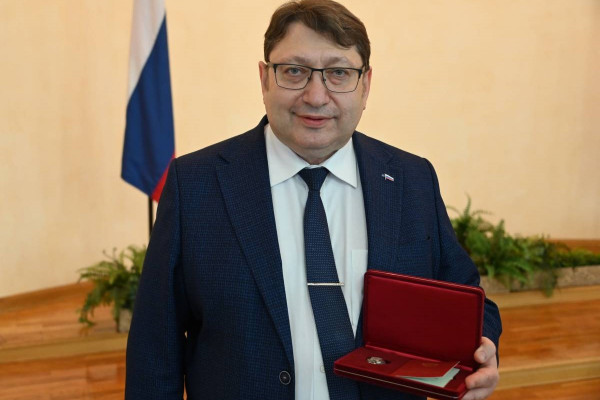 Смоленскому медику присвоили звание «Заслуженный врач России»