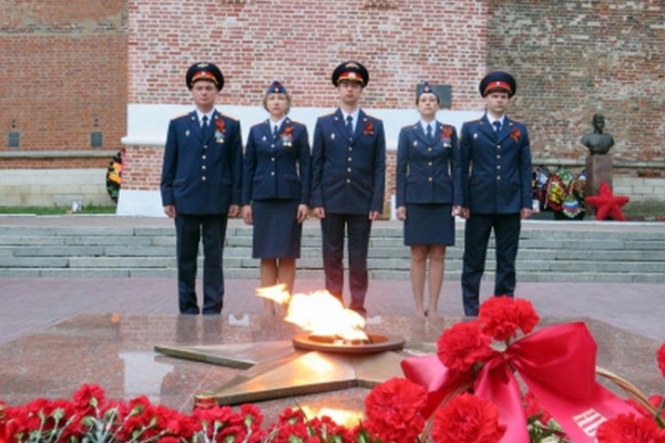 Смоленские следователи приняли участие в патриотической акции «Свеча памяти»