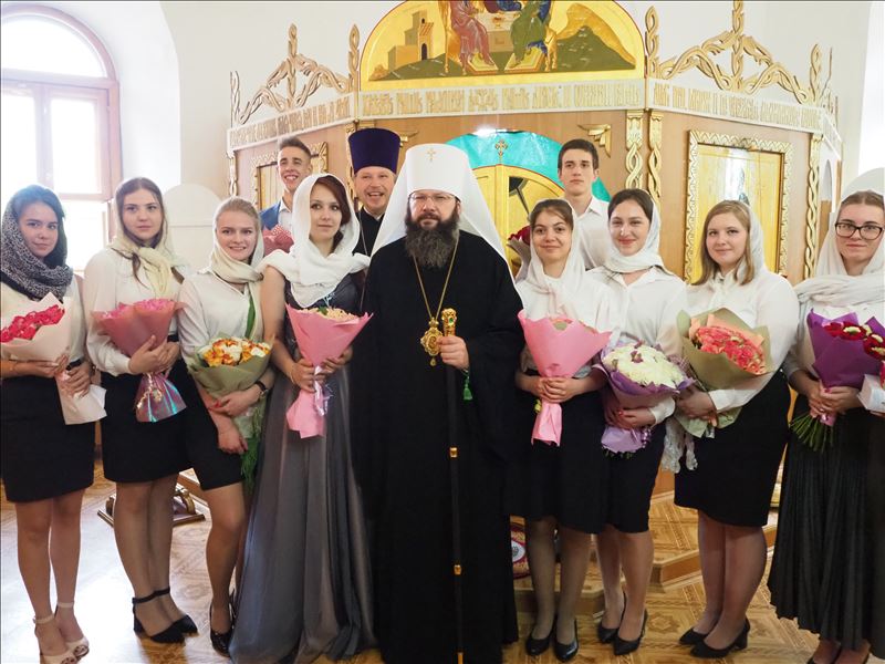 В Смоленской Православной гимназии состоялся торжественный выпускной акт
