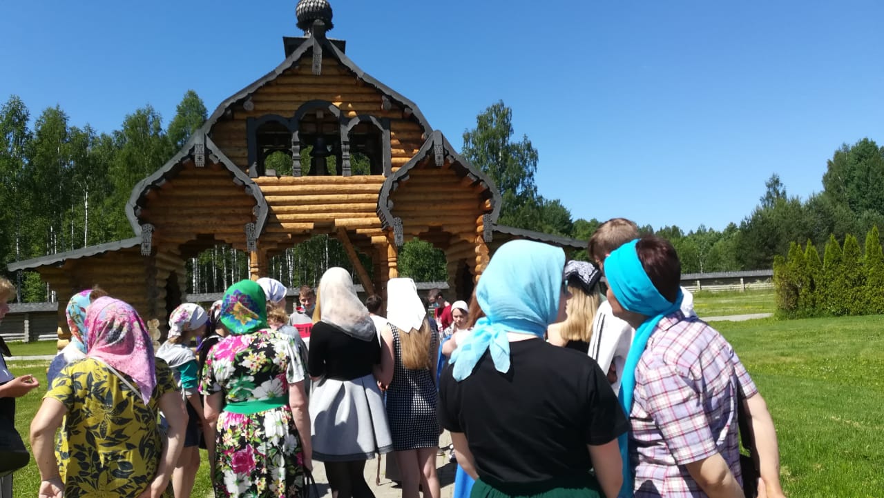Школьники Смоленской области посетили исток Днепра