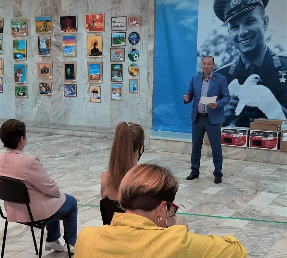 Депутат облдумы Сергей Быков провел встречу с жителями Гагаринского района