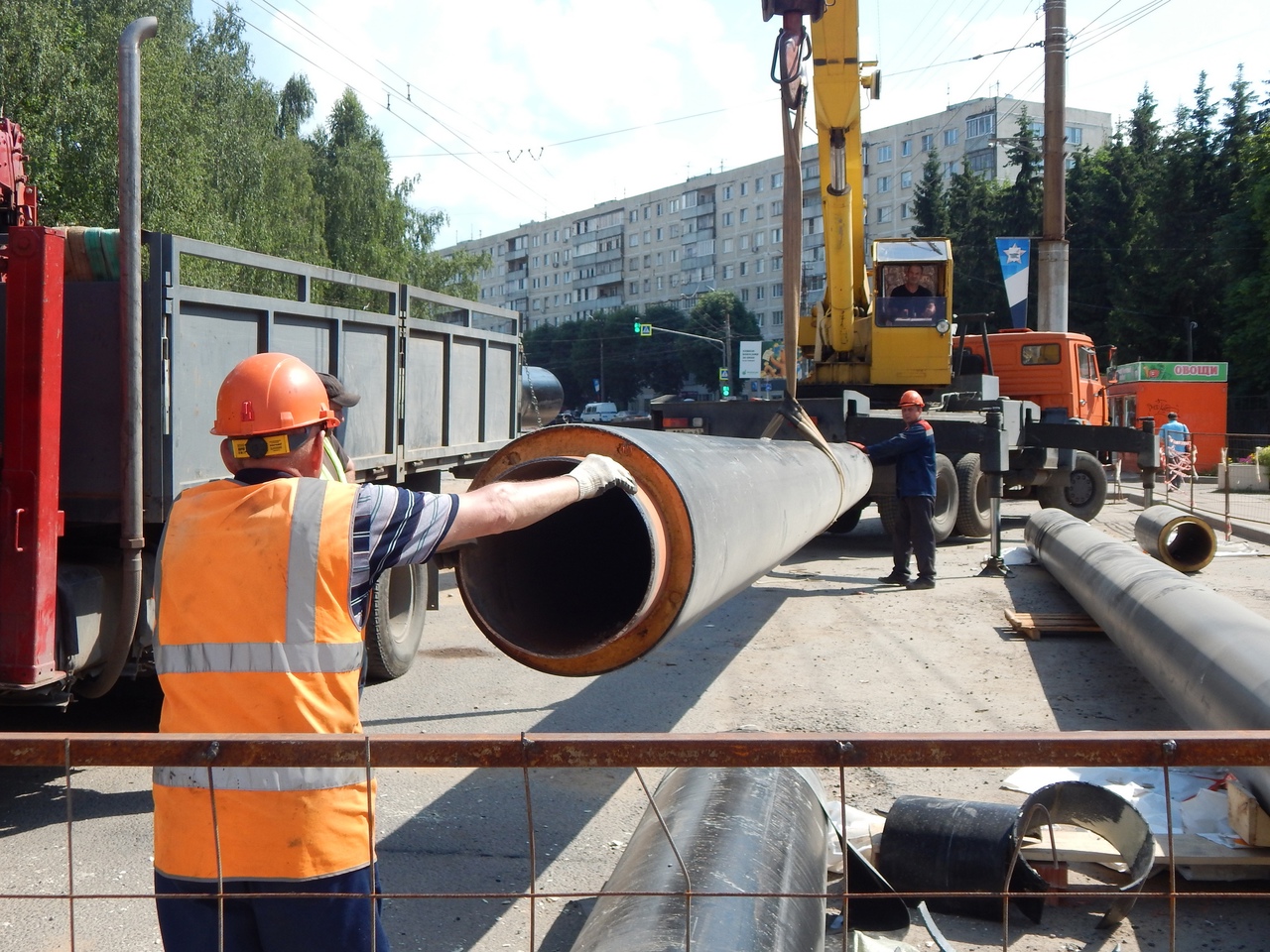 В Смоленске перенесли сроки окончания ремонта теплосетей на четырёх улицах
