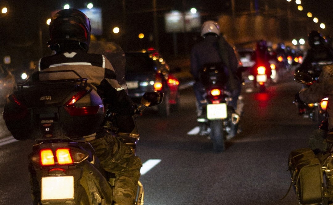 Алексей Островский поручил усилить контроль за соблюдением мотоциклистами скоростного режима в Смоленске