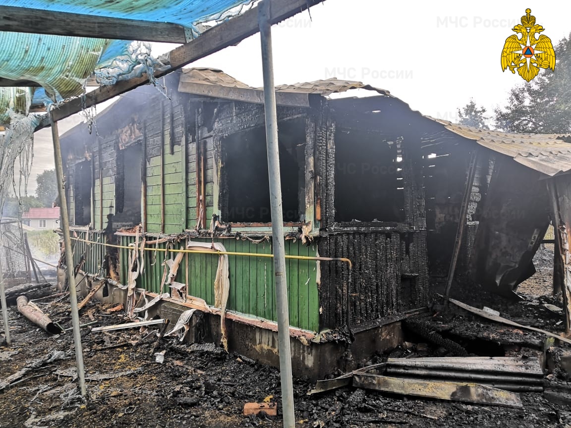 Три постройки сгорели ночью в Капыревщине